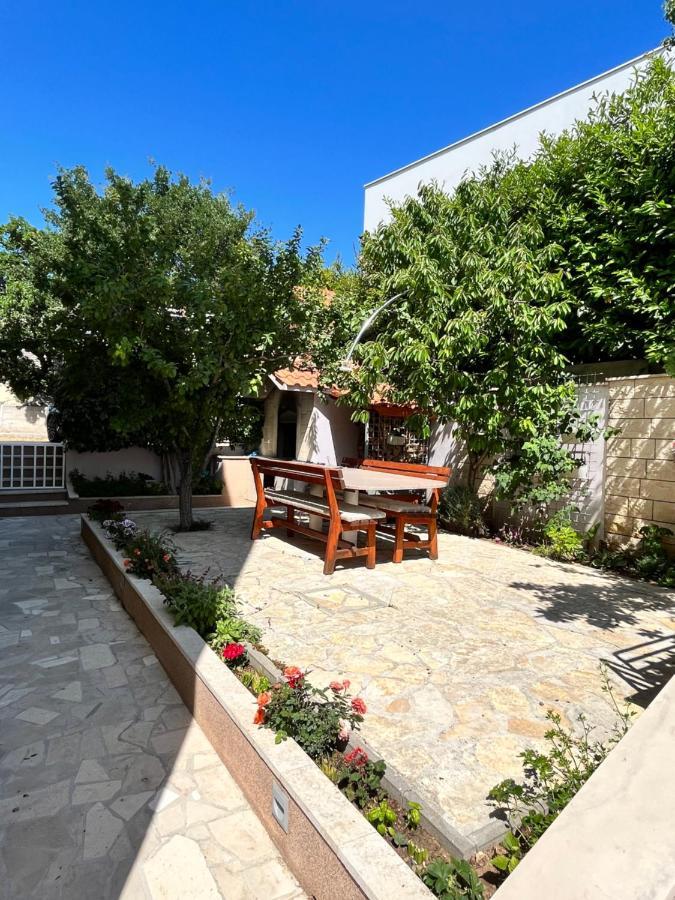 Blue Apartment With Shared Pool Split Luaran gambar